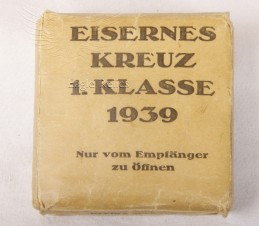 Eisernes Kreuz 1. Klasse * Mint* Boxed EK1 complete with Outer Carton image 2