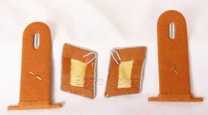 Luftwaffe Signals Collar patches and shoulder boards image 4