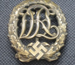 Deutsches Reichsabzeichen für Leibesübungen –  Bronze DRL Sports Badge image 4