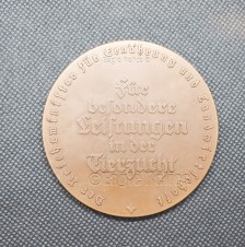 3rd Reich – Für Besondere Leistungen In Der Tierzucht -Medallion with  Original Case image 4