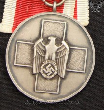Social welfare medal image 1