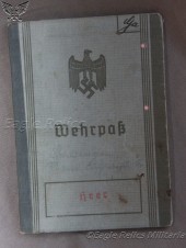 German Wehrpass image 2