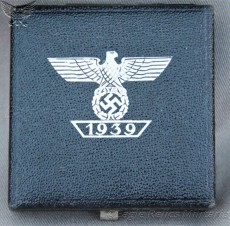 Spange 1939 zum EKI Klasse 1914 mit Etui –  Boxed 1st Class Spange to the Iron Cross image 6