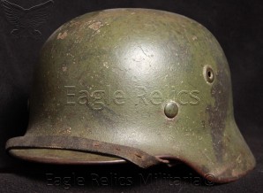 Stahlhelm M40 –  Camouflage Helmet Model 40 image 1