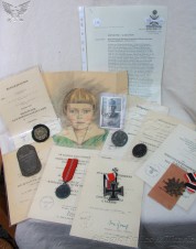 Extremely large medal and awards grouping to Unteroffizier Wilhelm Schreiber , image 1