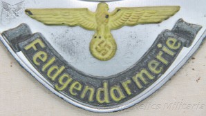 Ringkragen “Feldgendarmerie” Gorget. image 3