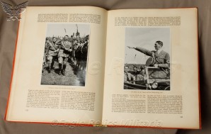 Adolph Hitler Cigarette Card Book image 6