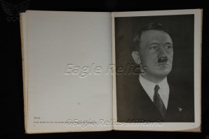 Photo Book ‘Das Antlitz Des Fuhrers’ 1939  The Face of the Fuhrer image 4