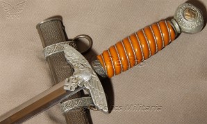 Second Pattern Luftwaffe dagger by WKC Solingen image 1