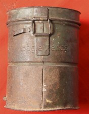 WW1 German Gas mask Canister model 1917 image 2