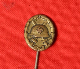 17mm Gold Wound Badge Stick Pin image 1