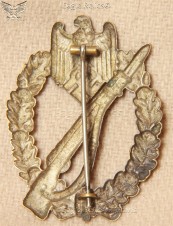 Bronze / Silver Infantry Assault Badge image 2