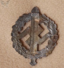 SA Sports Badge in Silver. Maker marked – Silberes SA-Sportabzeichen image 2