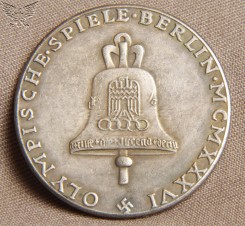 Berlin 1936 Summer Olympic Medallion – XI. Olympischen Spiele 1936 Berlin Erinnerungsmedaille image 1